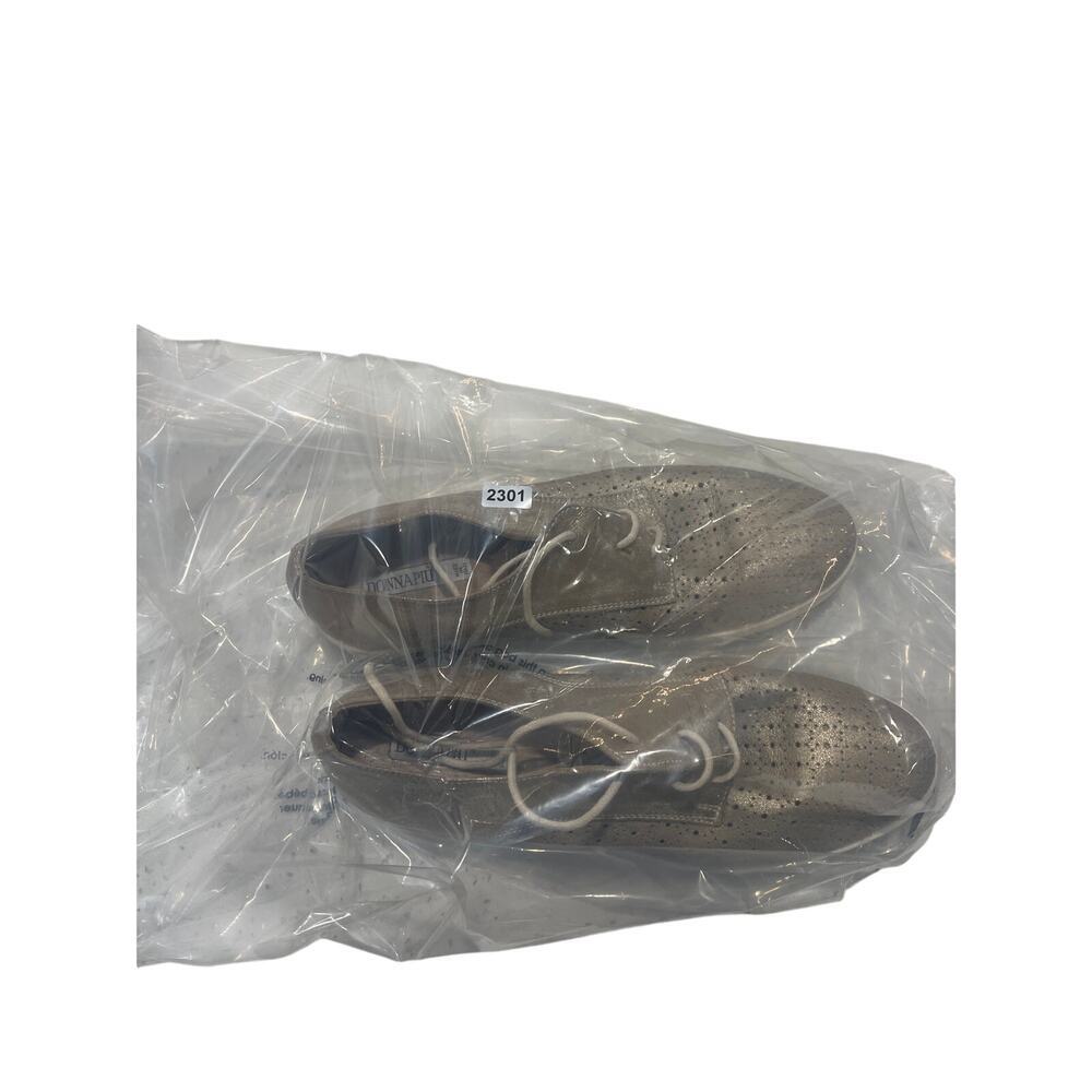 Donna Piu Made in Italy Metallic Bronze Perforated Oxford Shoes size 38 euro - Picture 7 of 7